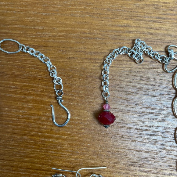 NEW Gorgeous Raw Ruby, Coral, & Quartz Sterling Silver Necklace/Ruby Earrings - Picture 9 of 10